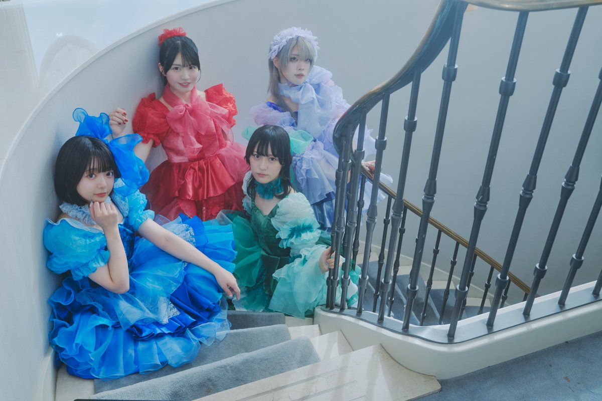 猫の眼に宇宙 グループ写真