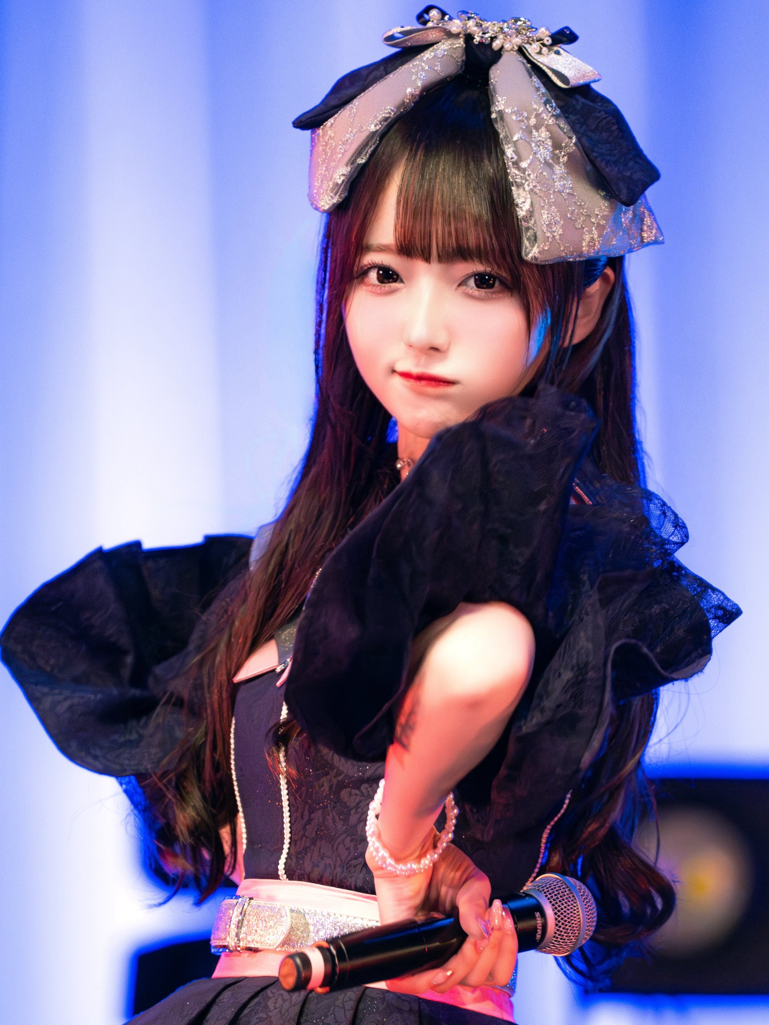 日比野芽奈 写真1