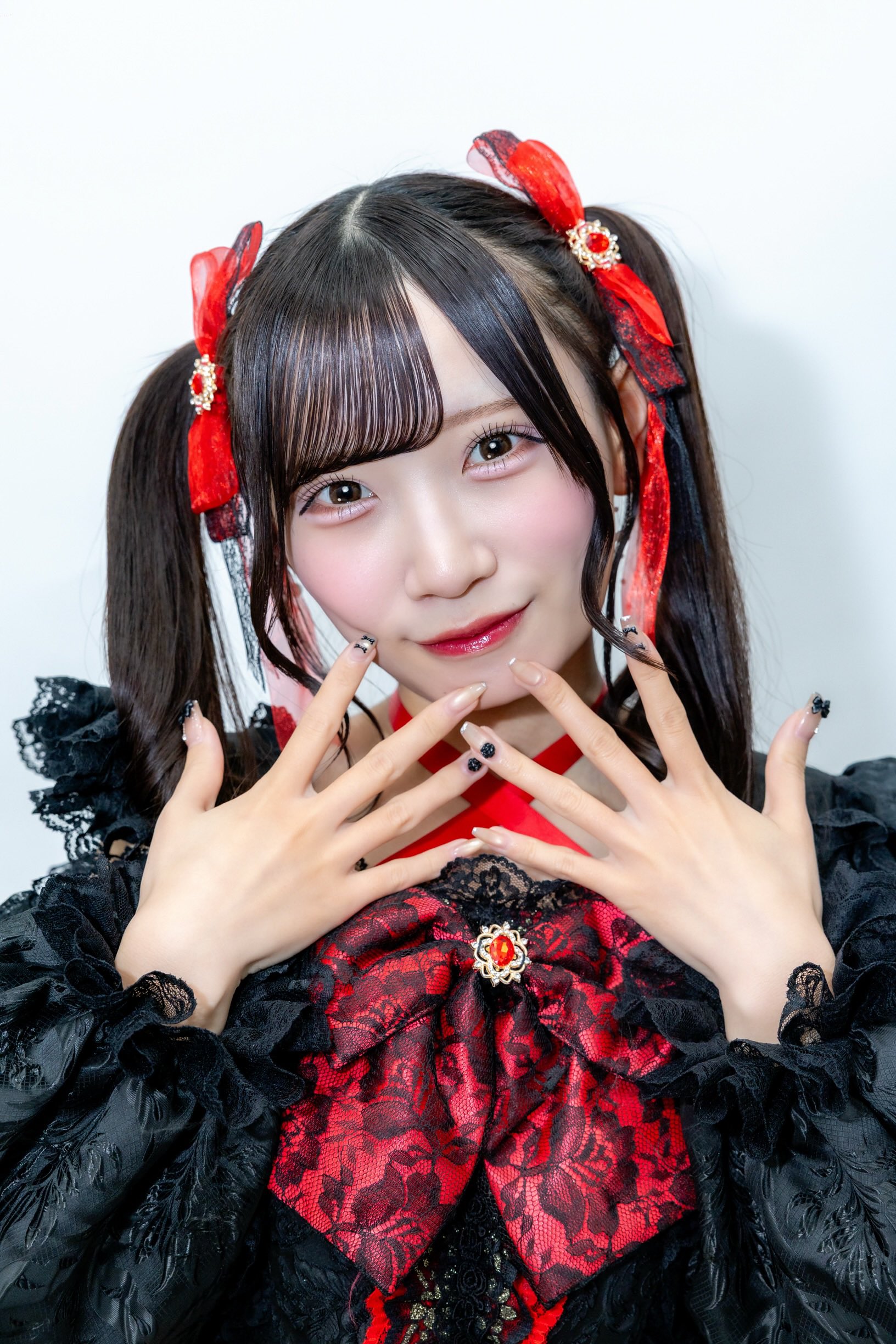 中村ひな AQUAPLANET アー写