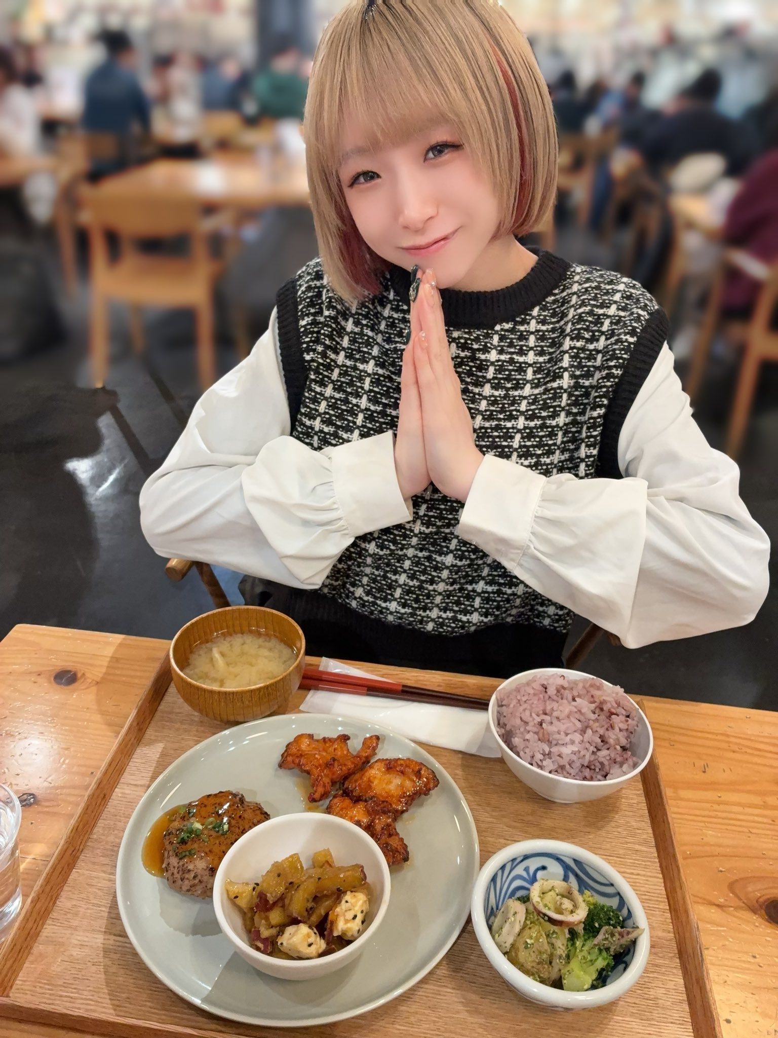 ENVY PARANOID みなみ 飲食・日常写真