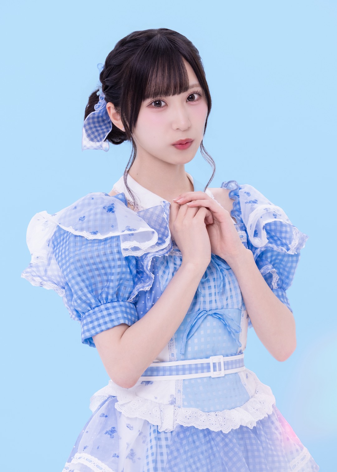 RE-GE 田崎杏夏の2026年夏公式アーティスト写真