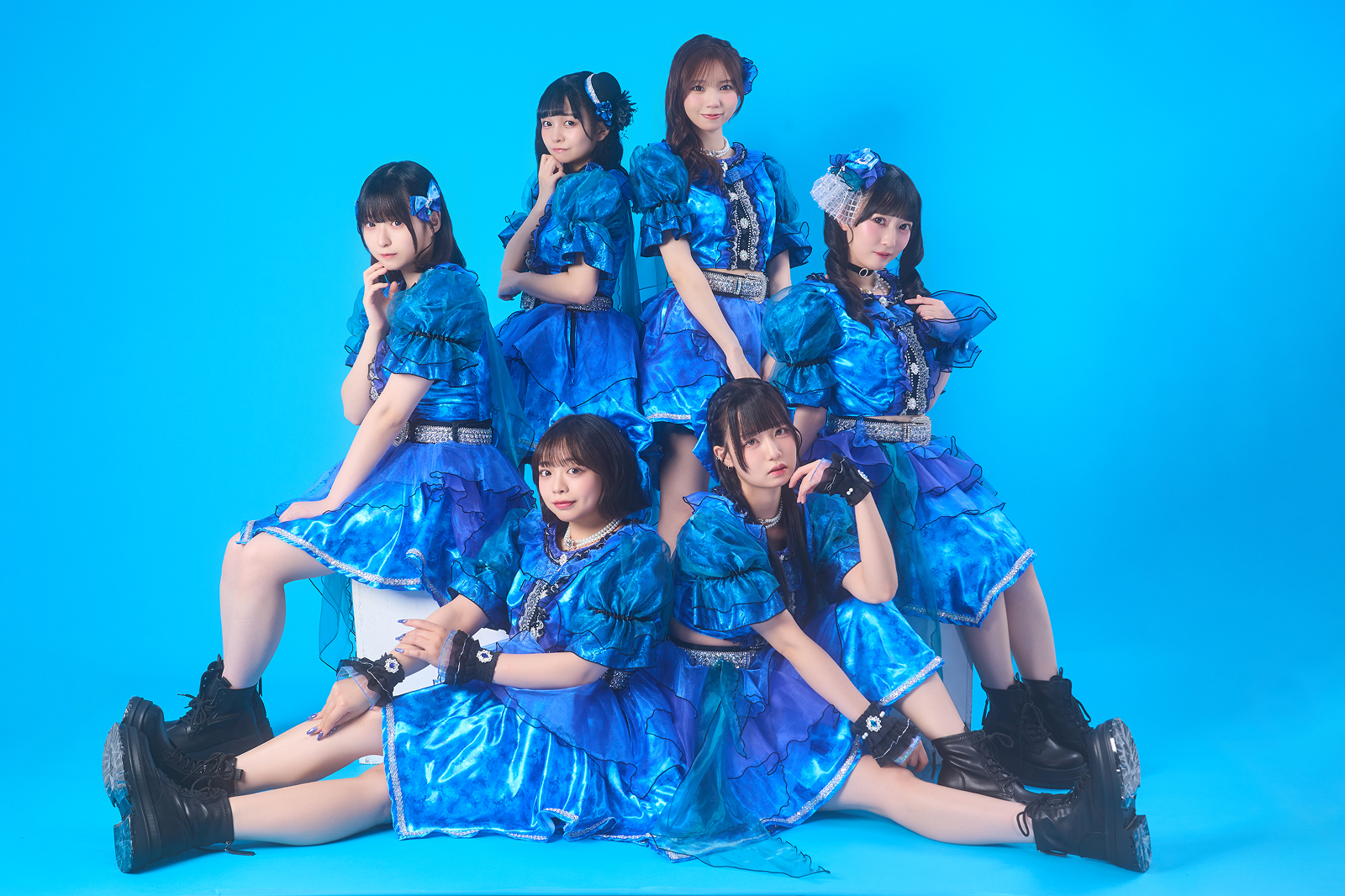 selfish 現6人の集合アー写