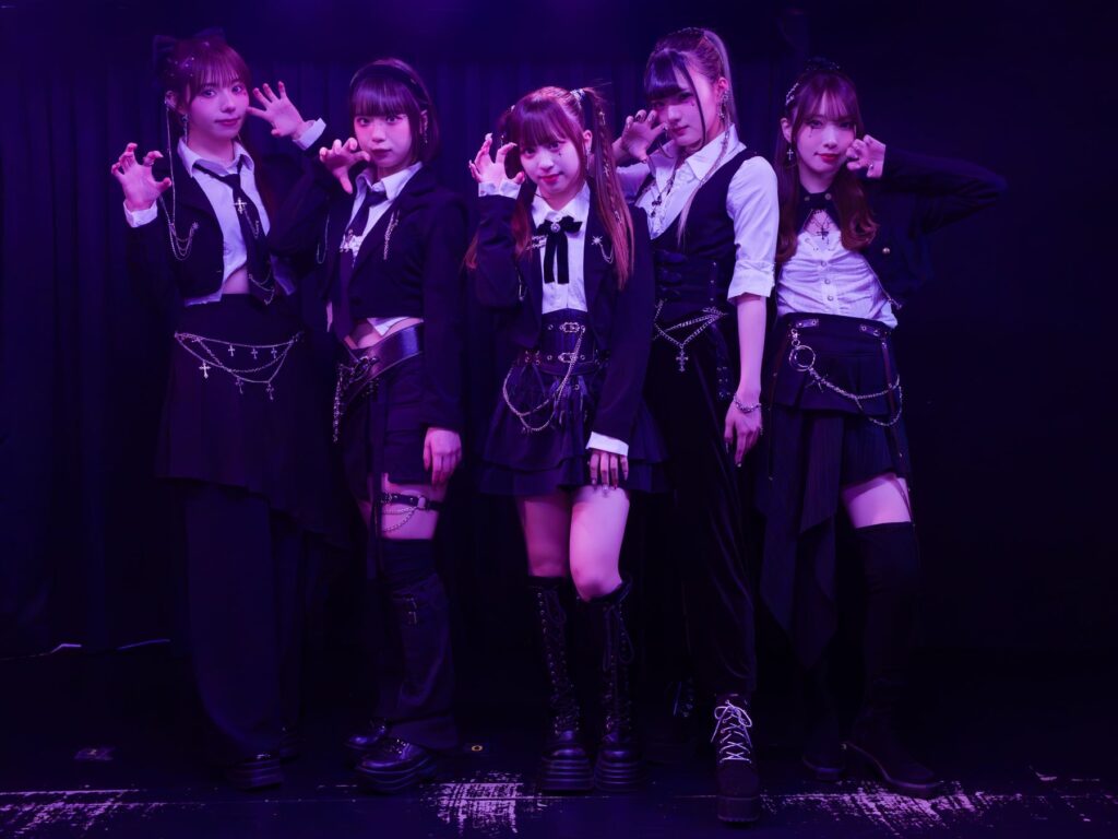 Ma’Scar’Piece Vampire Kiss告知集合ビジュアル