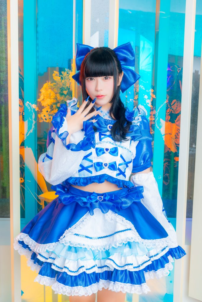 美月りの 公式アーティスト写真