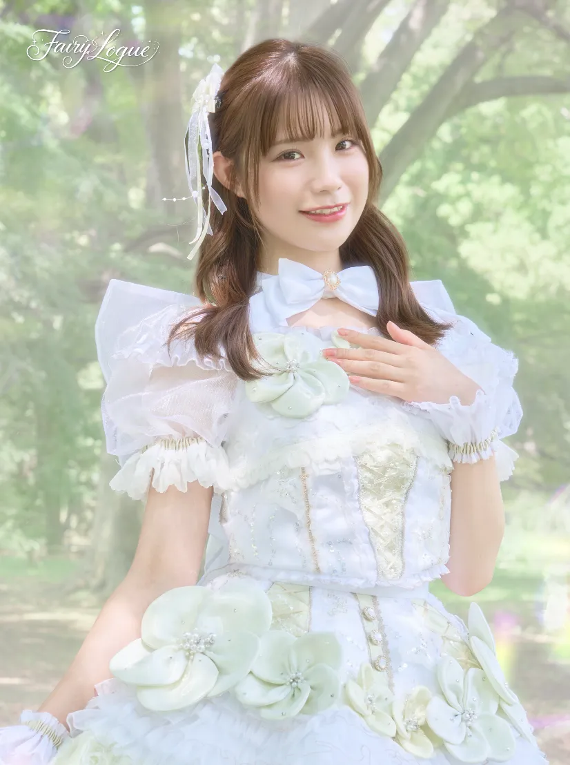小出真緒 公式アーティスト写真